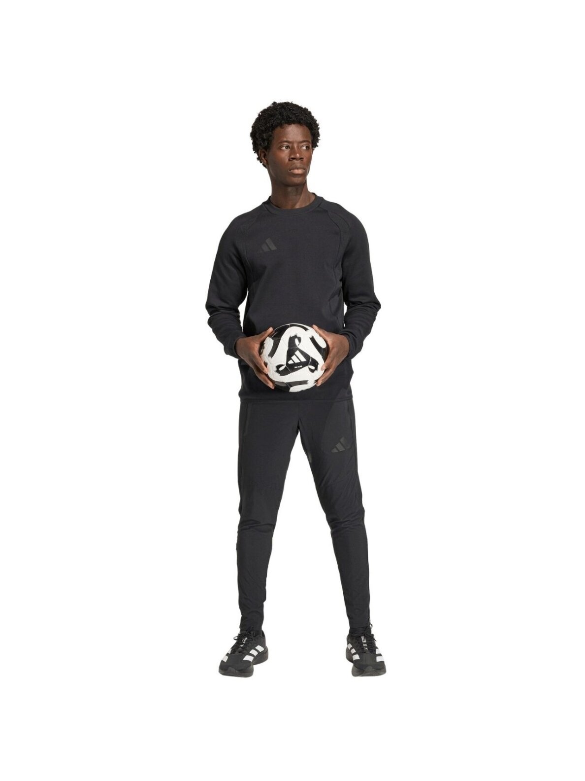 Adidas džemperis vyrams Tiro 26 Travel Crew juodas JM5540 6 Adidas džemperis vyrams Tiro 26 Travel Crew juodas JM5540 6