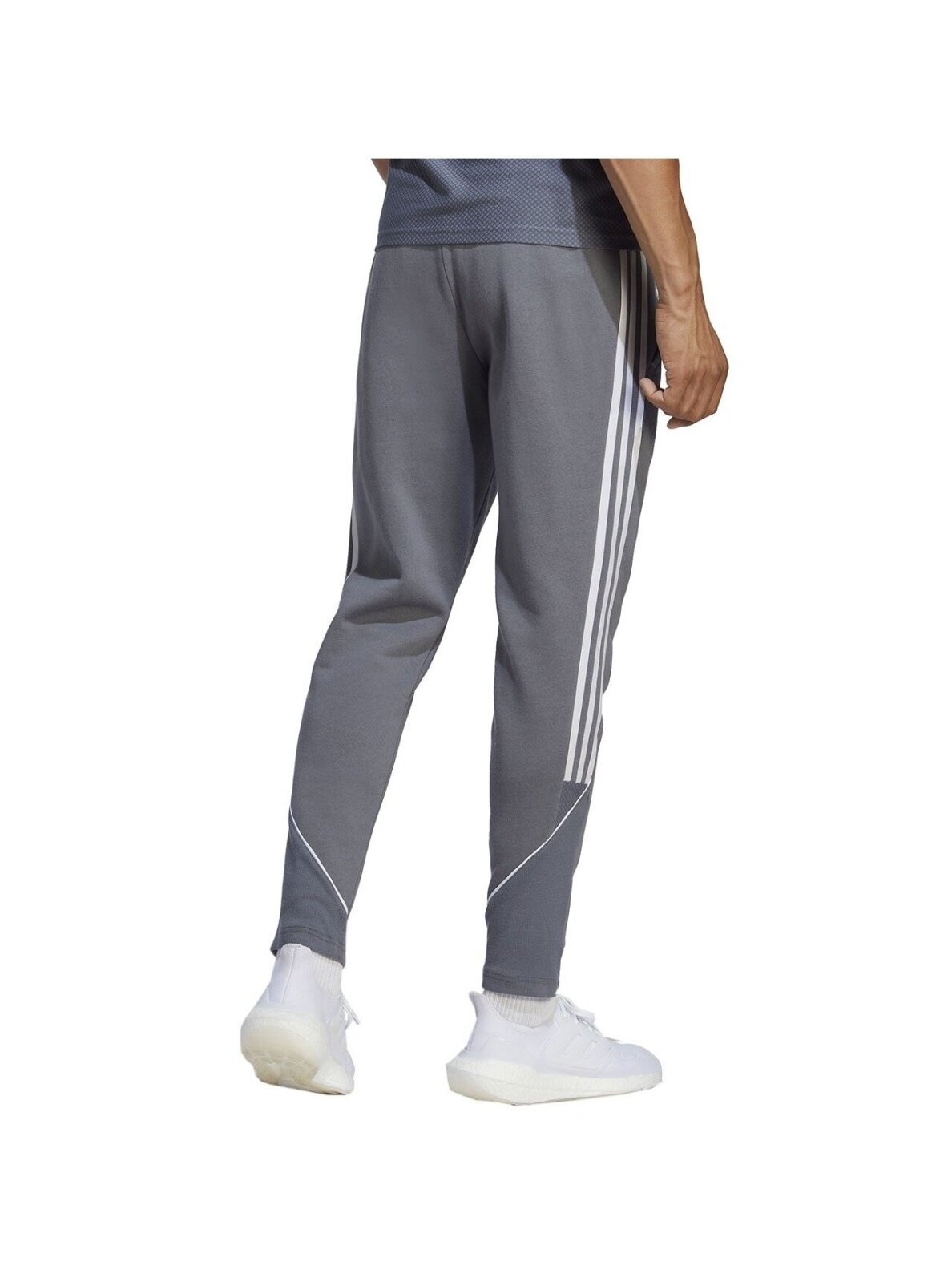 Adidas Tiro 23 League Sweat Tracksuit Bottoms vyriškos sportinis kostiumas pilkos spalvos HZ3019 3 Adidas Tiro 23 League Sweat Tracksuit Bottoms vyriškos sportinis kostiumas pilkos spalvos HZ3019 3