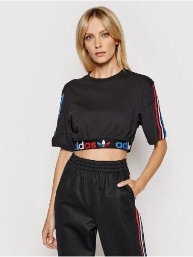 Adidas marškinėliai moterims GN2932 juodi Adidas marškinėliai moterims GN2932 juodi