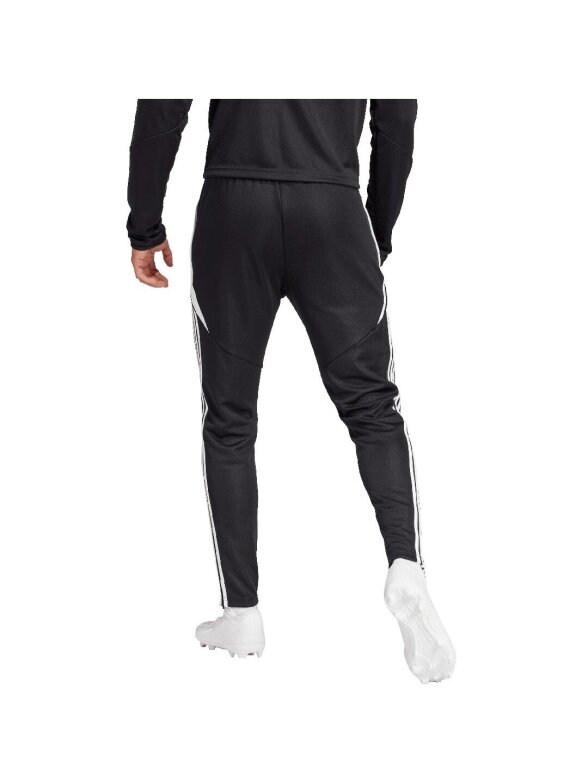 Adidas Tiro 24 Slim Training vyriškos kelnės juodos IP1953 2 Adidas Tiro 24 Slim Training vyriškos kelnės juodos IP1953 2
