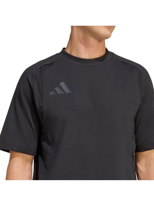 adidas Tiro 26 Travel Tee marškinėliai vyrams juodi JM5543 3