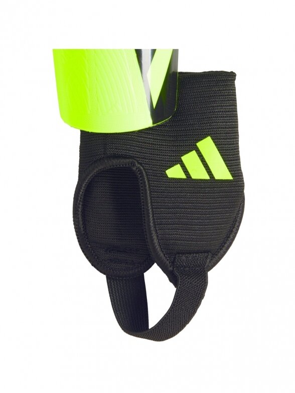 Adidas Tiro Match futbolo blauzdos apsaugos žalios/juodos IS5601 1