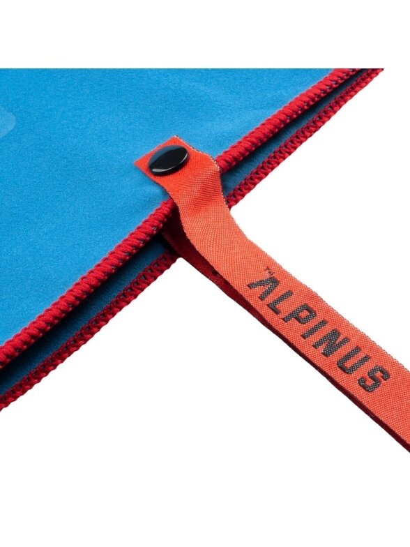 Alpinus Active rankšluostis 50x100cm mėlynas CH43593 2 Alpinus Active rankšluostis 50x100cm mėlynas CH43593 2