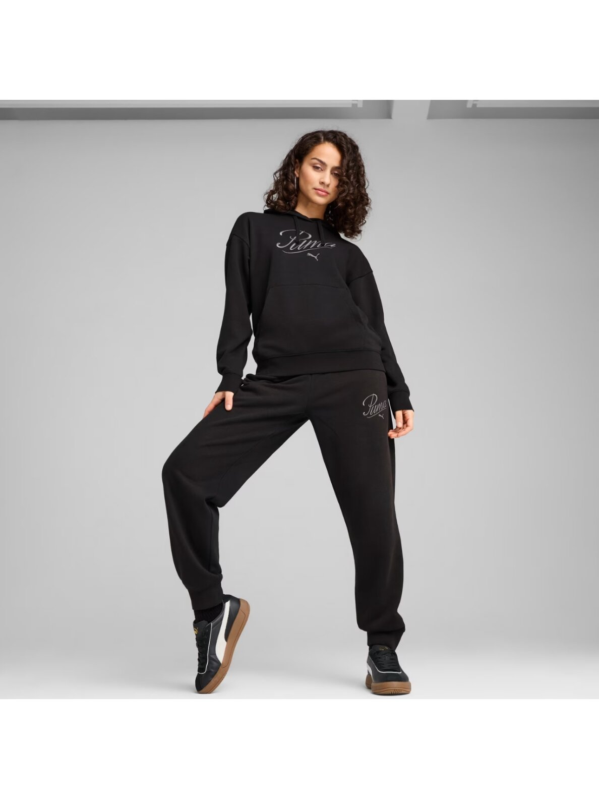 Puma Ess Script Comfort Hoodie moterims juoda 684983 01 6