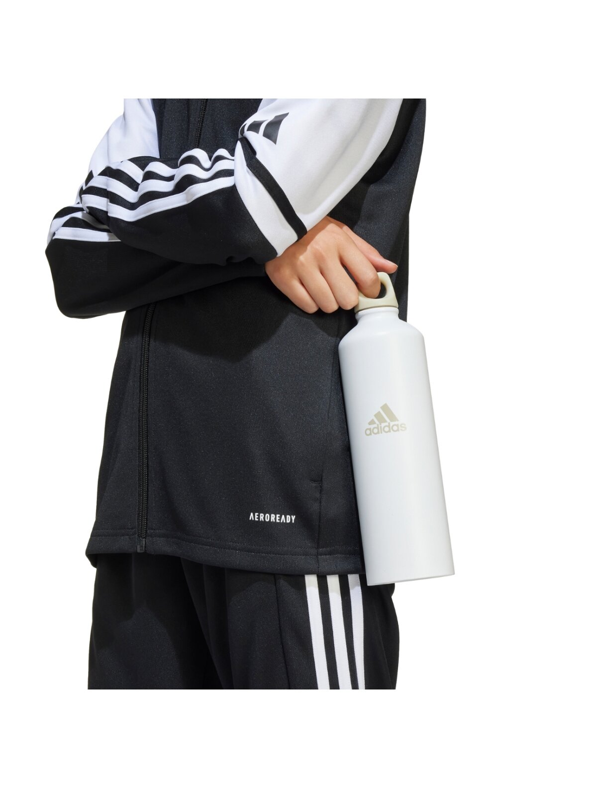 Adidas Squadra 25 Training vaikiškas megztinis juodas JE2766 7 Adidas Squadra 25 Training vaikiškas megztinis juodas JE2766 7