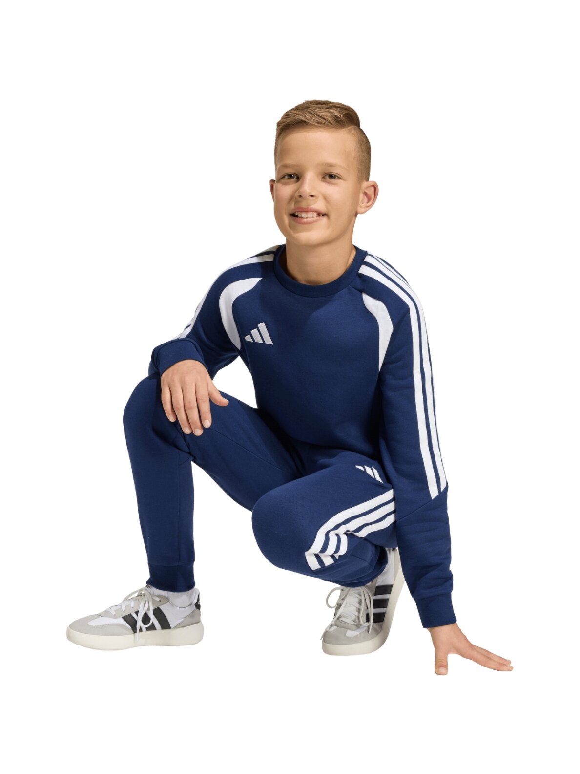 Adidas Tiro 26 League Sweat Crew džemperis vaikams tamsiai mėlyna KF5821 5 Adidas Tiro 26 League Sweat Crew džemperis vaikams tamsiai mėlyna KF5821 5