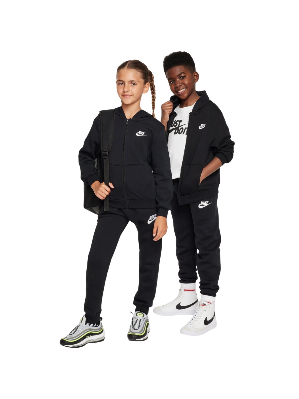 Nike Club Fleece vaikiška palaidinė, juoda FD3017 010 5 Nike Club Fleece vaikiška palaidinė, juoda FD3017 010 5