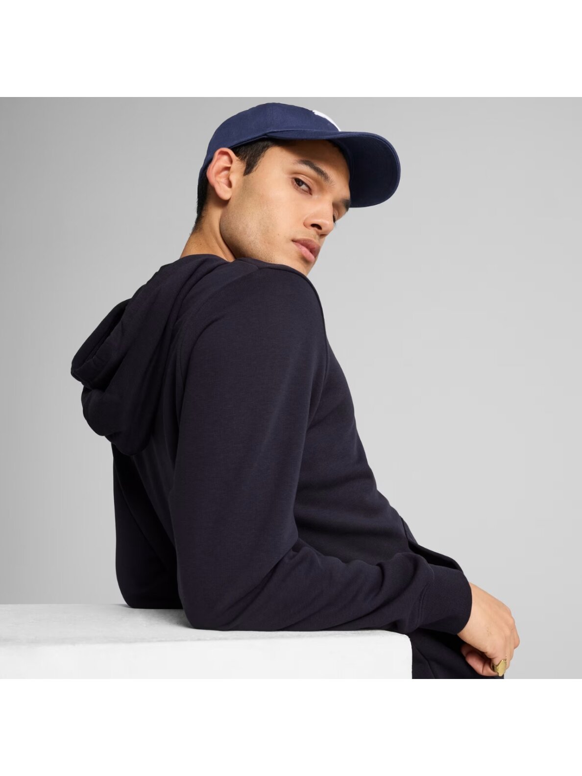Puma ESS No.1 Logo Hoodie TR vyrams tamsiai mėlyna 682572 16 5 Puma ESS No.1 Logo Hoodie TR vyrams tamsiai mėlyna 682572 16 5