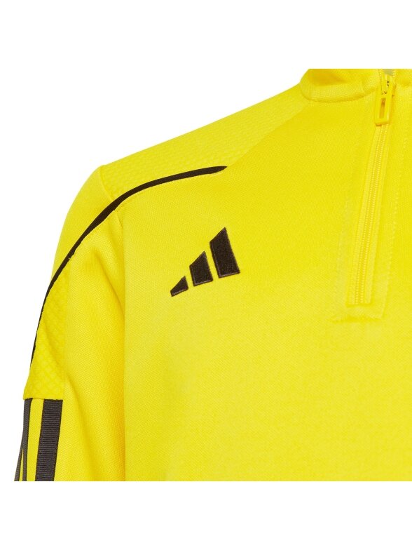 Adidas Tiro 23 League Training Top vaikiški džemperiai, geltoni ir juodi IC7880 2 Adidas Tiro 23 League Training Top vaikiški džemperiai, geltoni ir juodi IC7880 2