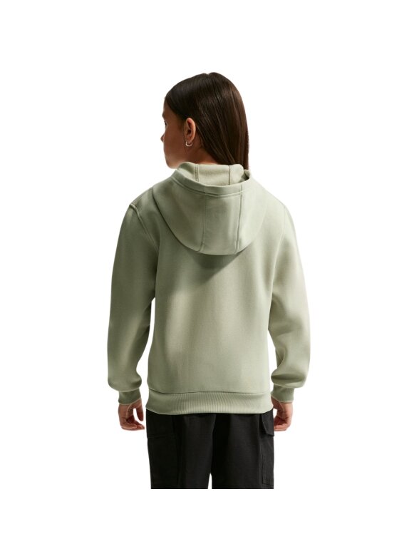 Džemperis vaikams Nike Sportswear Club Fleece šviesiai žalia FD3004 304 1 Džemperis vaikams Nike Sportswear Club Fleece šviesiai žalia FD3004 304 1