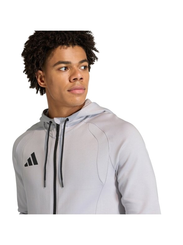 Vyriškas adidas Tiro 26 Travel Sweat Hoodie pilkas KF6077 3