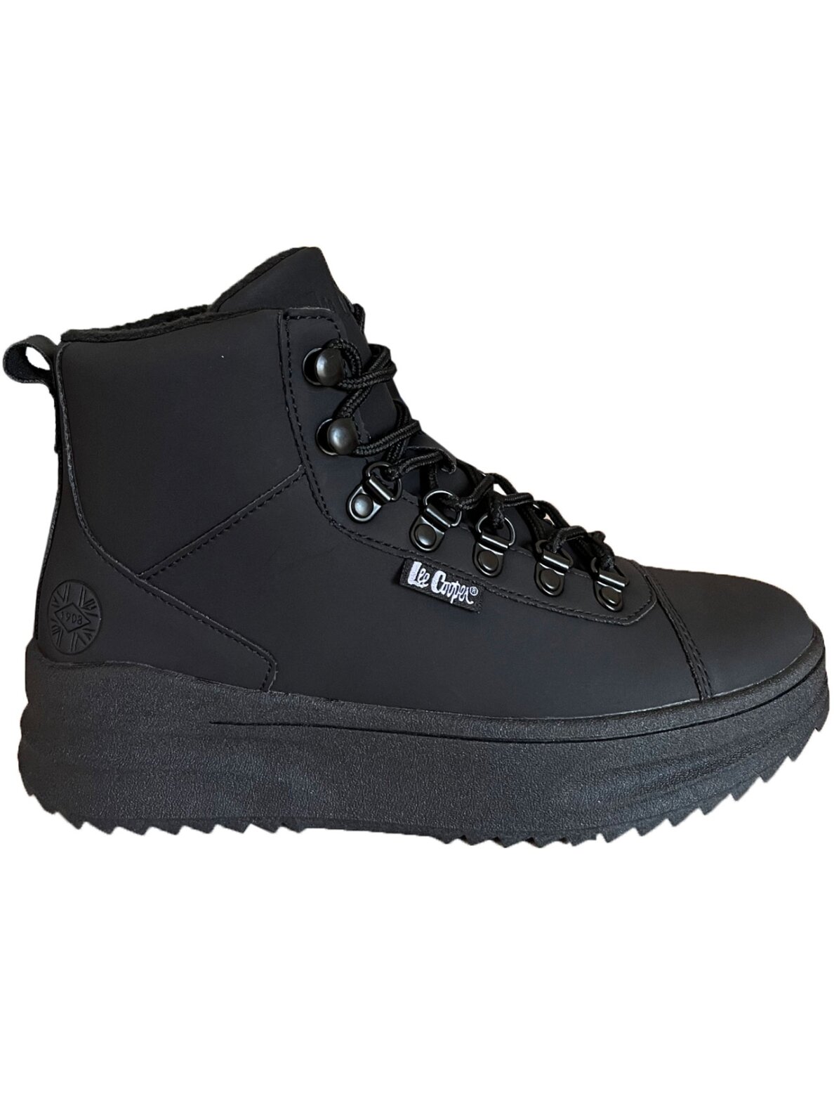 Lee Cooper moteriški batai juodi LCJ-23-31-3028LA Lee Cooper moteriški batai juodi LCJ-23-31-3028LA
