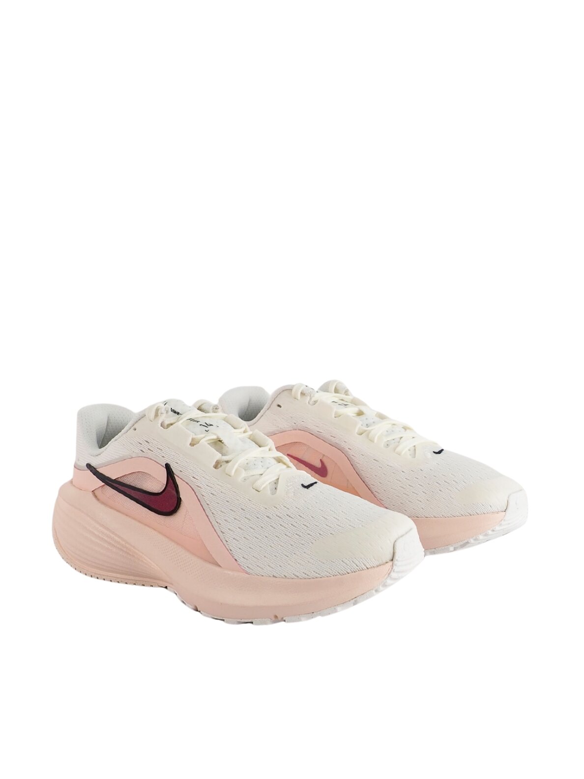Nike bėgimo bateliai moterims Downshifter 14 IB1899 108 1 Nike bėgimo bateliai moterims Downshifter 14 IB1899 108 1
