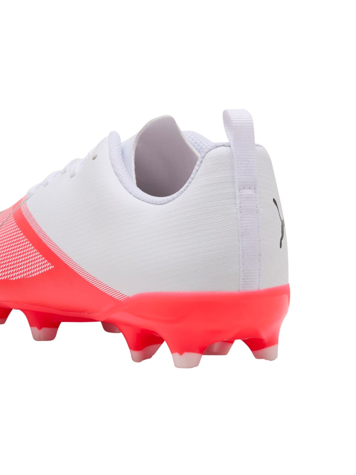 Puma Ultra 7 Play FG/AG vaikiški futbolo bateliai, 109164 01 2 Puma Ultra 7 Play FG/AG vaikiški futbolo bateliai, 109164 01 2