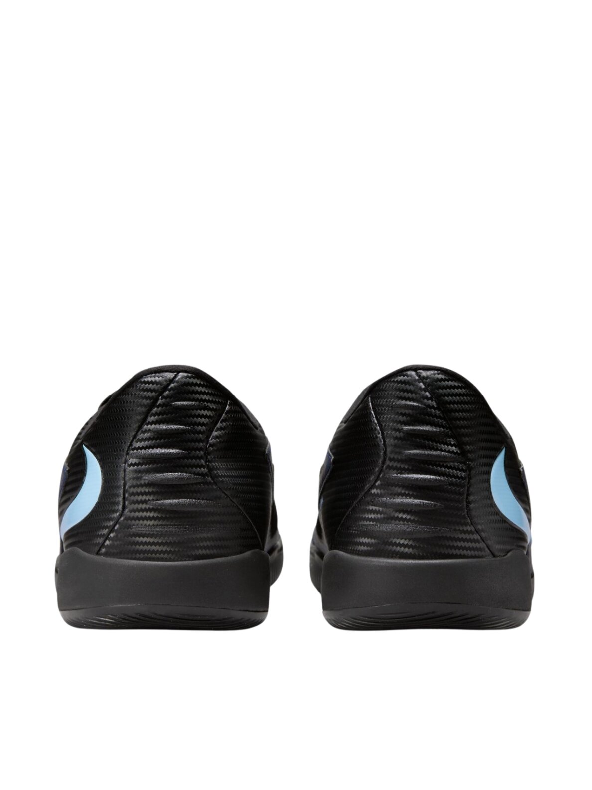 Nike Phantom 6 Low Academy IC HQ2319 003 futbolo bateliai 2 Nike Phantom 6 Low Academy IC HQ2319 003 futbolo bateliai 2