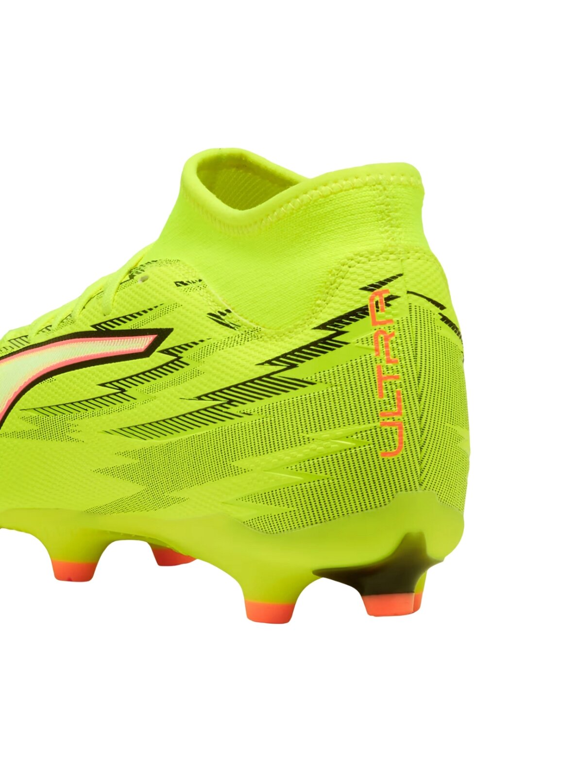Puma Ultra 6 Play+ FG/AG 108707 01 futbolo bateliai 2 Puma Ultra 6 Play+ FG/AG 108707 01 futbolo bateliai 2