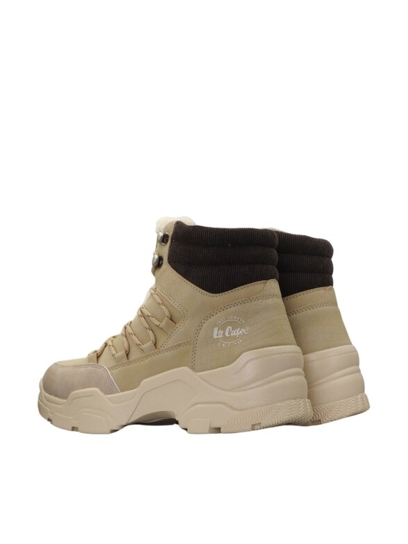 Lee Cooper moteriški batai, smėlio spalvos LCJ-24-03-3059LA 2 Lee Cooper moteriški batai, smėlio spalvos LCJ-24-03-3059LA 2