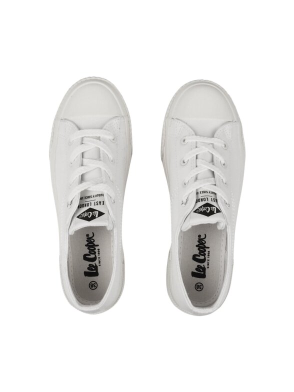 Lee Cooper moteriški batai balti LCW-25-02-3325LA 3 Lee Cooper moteriški batai balti LCW-25-02-3325LA 3
