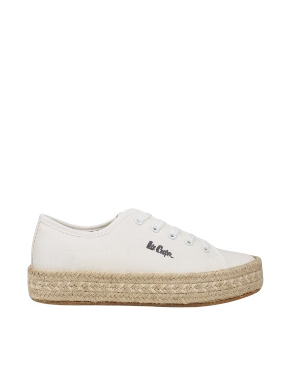Lee Cooper moteriški batai balti LCW-25-44-3217LA Lee Cooper moteriški batai balti LCW-25-44-3217LA
