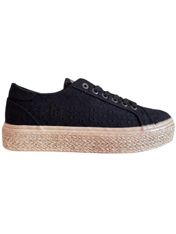 Lee Cooper moteriški batai juodi LCW-24-44-2424LA Lee Cooper moteriški batai juodi LCW-24-44-2424LA