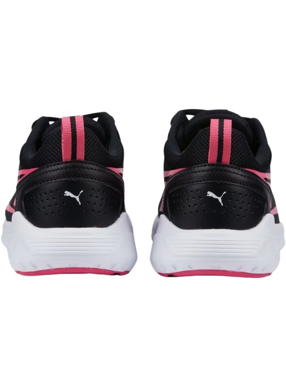 Puma All-Day Active moteriški batai juodos ir rožinės spalvos 386269 09 3 Puma All-Day Active moteriški batai juodos ir rožinės spalvos 386269 09 3