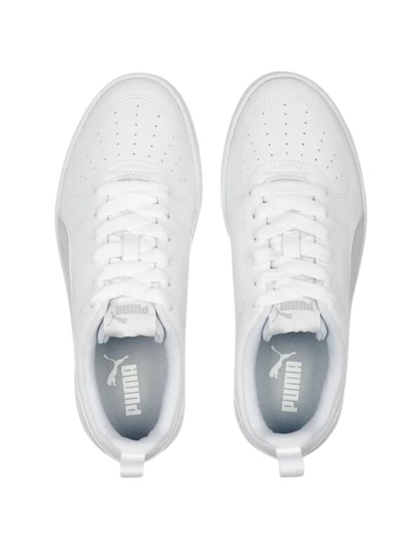 Puma Rickie moteriški batai balti ir pilki 387607 08 1