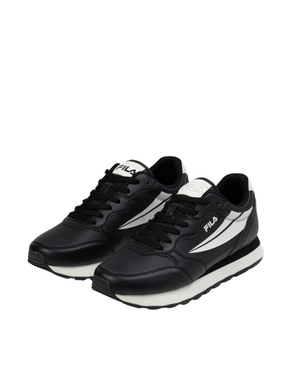 Fila Hypert P vyriški batai juodos ir baltos spalvos FFM0441 83336 1