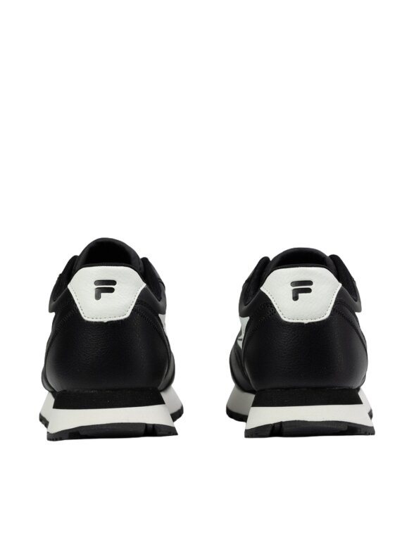 Fila Hypert P vyriški batai juodos ir baltos spalvos FFM0441 83336 2 Fila Hypert P vyriški batai juodos ir baltos spalvos FFM0441 83336 2