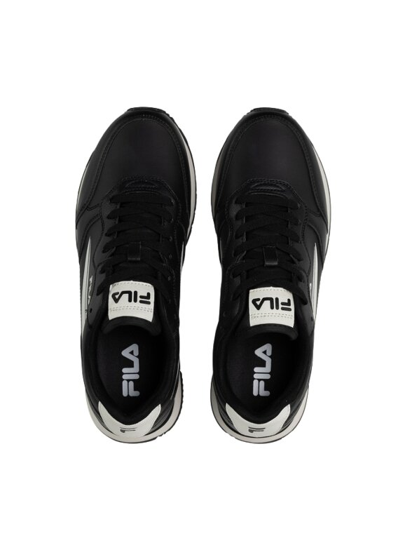 Fila Hypert P vyriški batai juodos ir baltos spalvos FFM0441 83336 3 Fila Hypert P vyriški batai juodos ir baltos spalvos FFM0441 83336 3