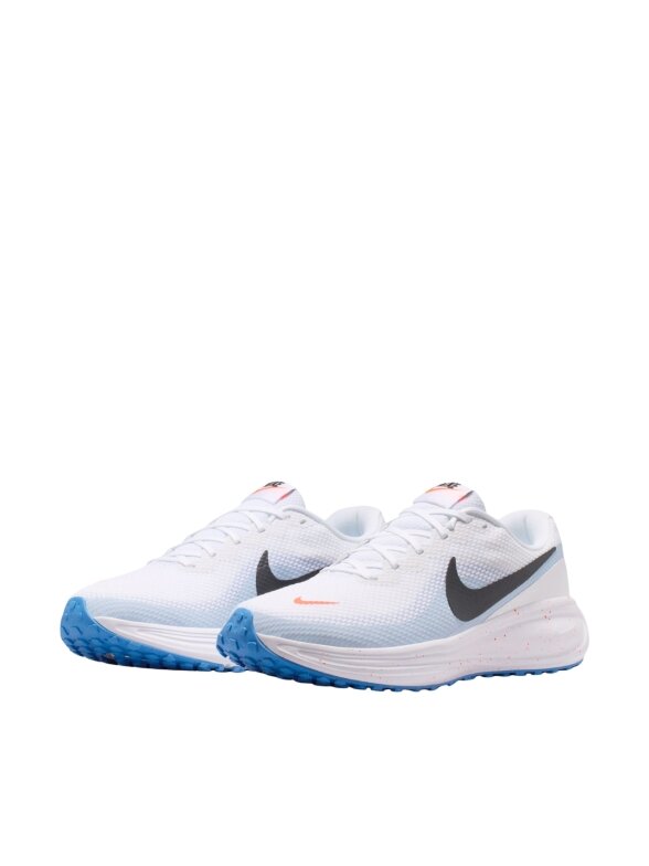 Nike Revolution 8 vyriški batai balti ir mėlyni HJ9198 108 1 Nike Revolution 8 vyriški batai balti ir mėlyni HJ9198 108 1