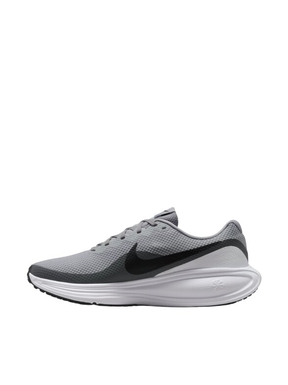 Nike Revolution 8 vyriški batai HJ9198 004 4 Nike Revolution 8 vyriški batai HJ9198 004 4