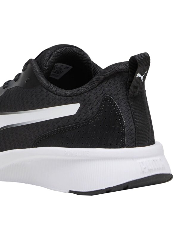 Puma Flyer Lite vyriški batai juodai balti 378774 01 2 Puma Flyer Lite vyriški batai juodai balti 378774 01 2