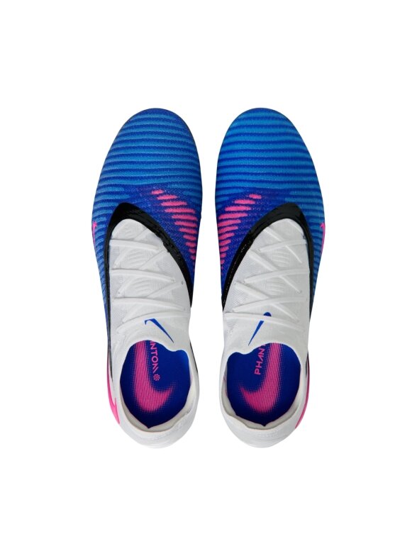Nike Phantom 6 Elite AG-PRO HQ2335 446 futbolo bateliai 3 Nike Phantom 6 Elite AG-PRO HQ2335 446 futbolo bateliai 3
