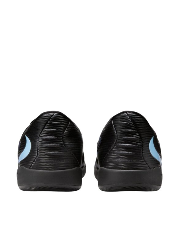 Nike Phantom 6 Low Academy IC HQ2319 003 futbolo bateliai 2 Nike Phantom 6 Low Academy IC HQ2319 003 futbolo bateliai 2