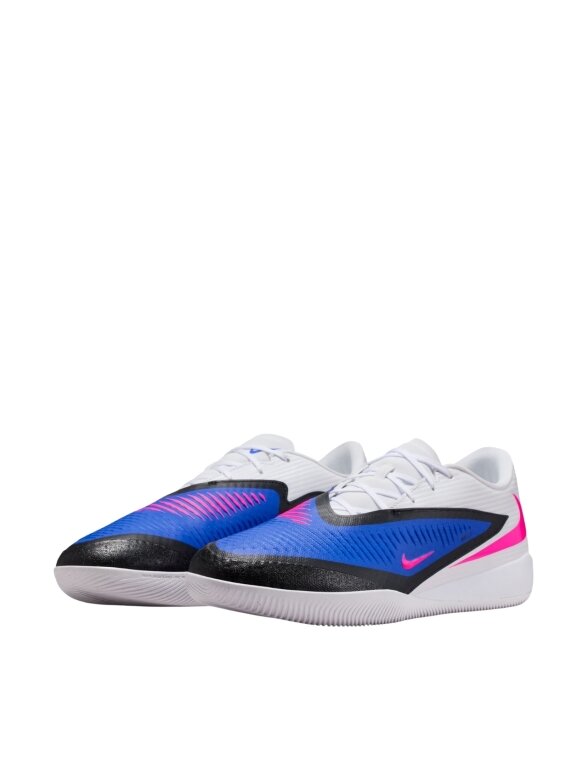 Nike Phantom 6 Low Academy IC HQ2319 446 futbolo bateliai 1 Nike Phantom 6 Low Academy IC HQ2319 446 futbolo bateliai 1