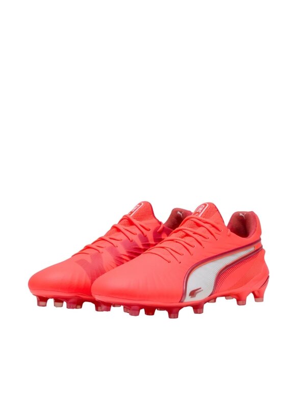 Puma King Ultimate FG/AG futbolo bateliai vyrams 108303 01 1 Puma King Ultimate FG/AG futbolo bateliai vyrams 108303 01 1