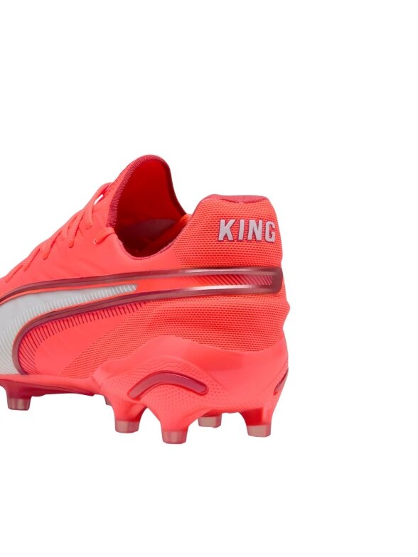 Puma King Ultimate FG/AG futbolo bateliai vyrams 108303 01 2 Puma King Ultimate FG/AG futbolo bateliai vyrams 108303 01 2