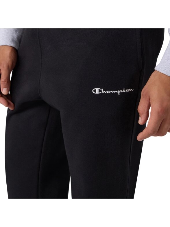 Champion vyriškos kelnės Elastic Cuff Pants, juodos 221800 KK001 3 Champion vyriškos kelnės Elastic Cuff Pants, juodos 221800 KK001 3