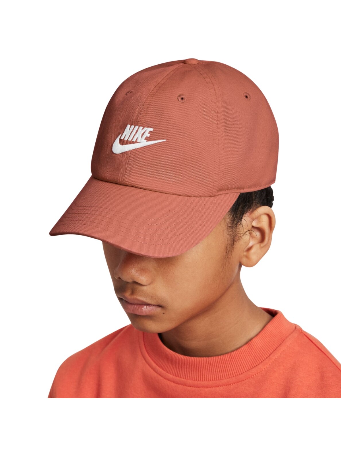 Nike Club kepurė su snapeliu vaikams oranžinė FB5063 209 5 Nike Club kepurė su snapeliu vaikams oranžinė FB5063 209 5