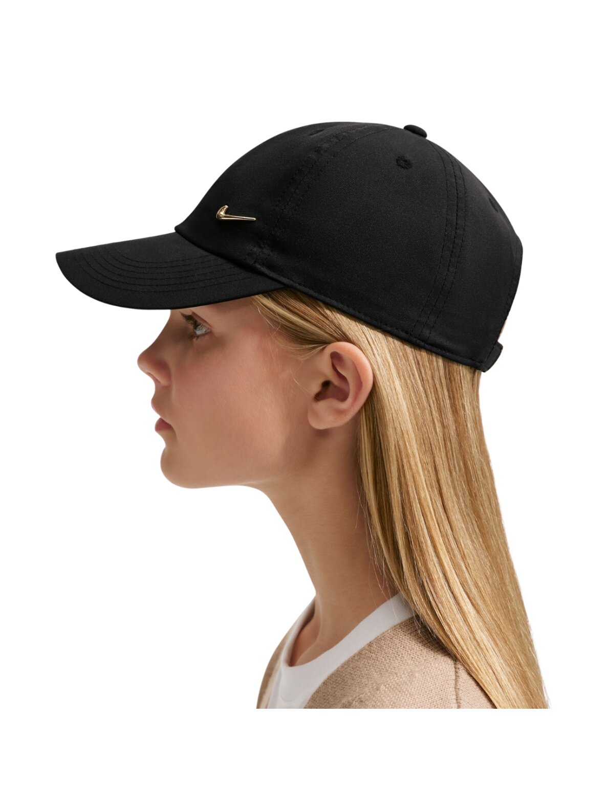 Nike Dri-Fit Club kepurė su snapeliu vaikams juoda FB5064 011 6 Nike Dri-Fit Club kepurė su snapeliu vaikams juoda FB5064 011 6