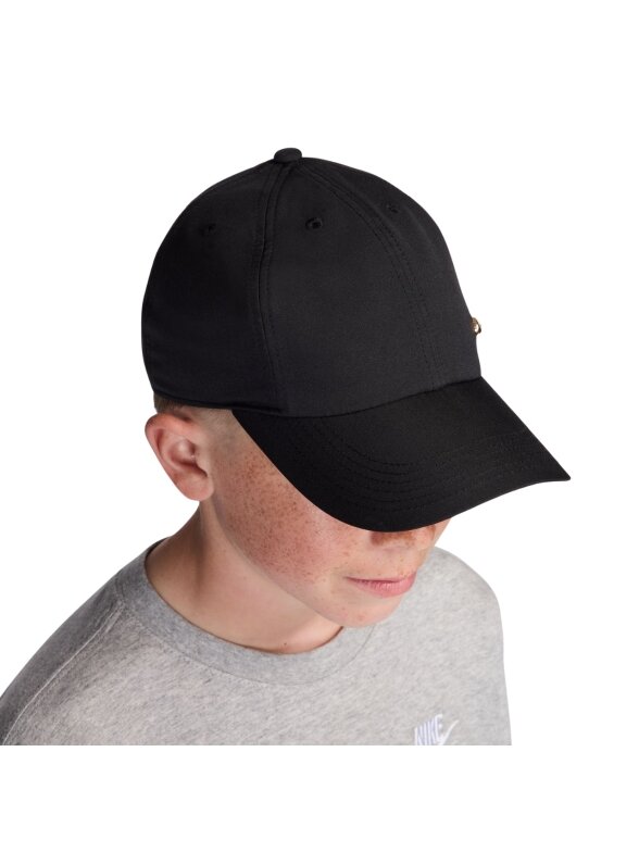 Nike Dri-Fit Club kepurė su snapeliu vaikams juoda FB5064 011 5 Nike Dri-Fit Club kepurė su snapeliu vaikams juoda FB5064 011 5
