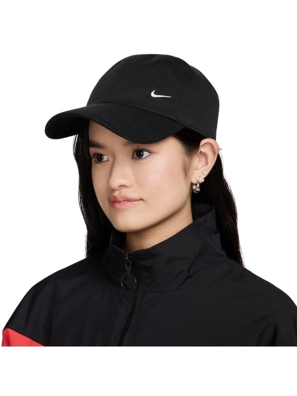 Nike Club kepurė su snapeliu juoda FZ5698 010