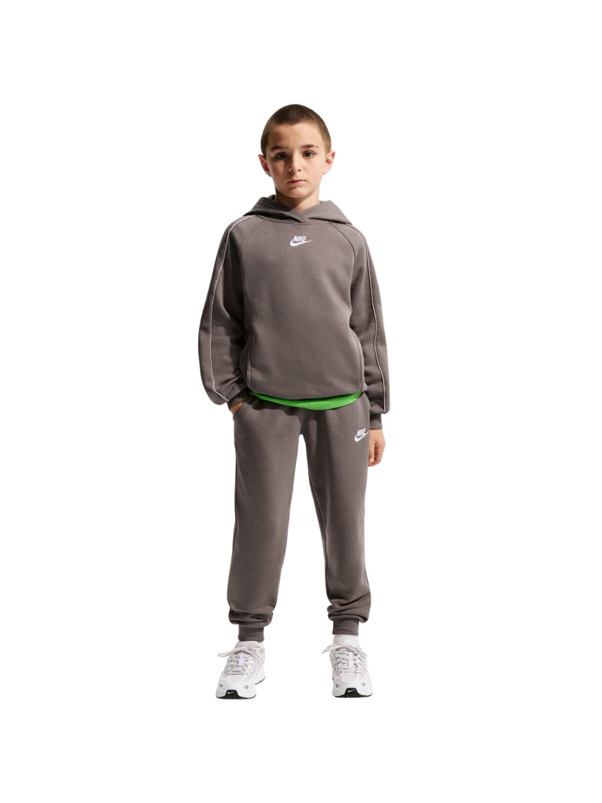Nike Sportswear Club Fleece sportiniai kostiumai vaikams, pilki HQ9318 289 6 Nike Sportswear Club Fleece sportiniai kostiumai vaikams, pilki HQ9318 289 6