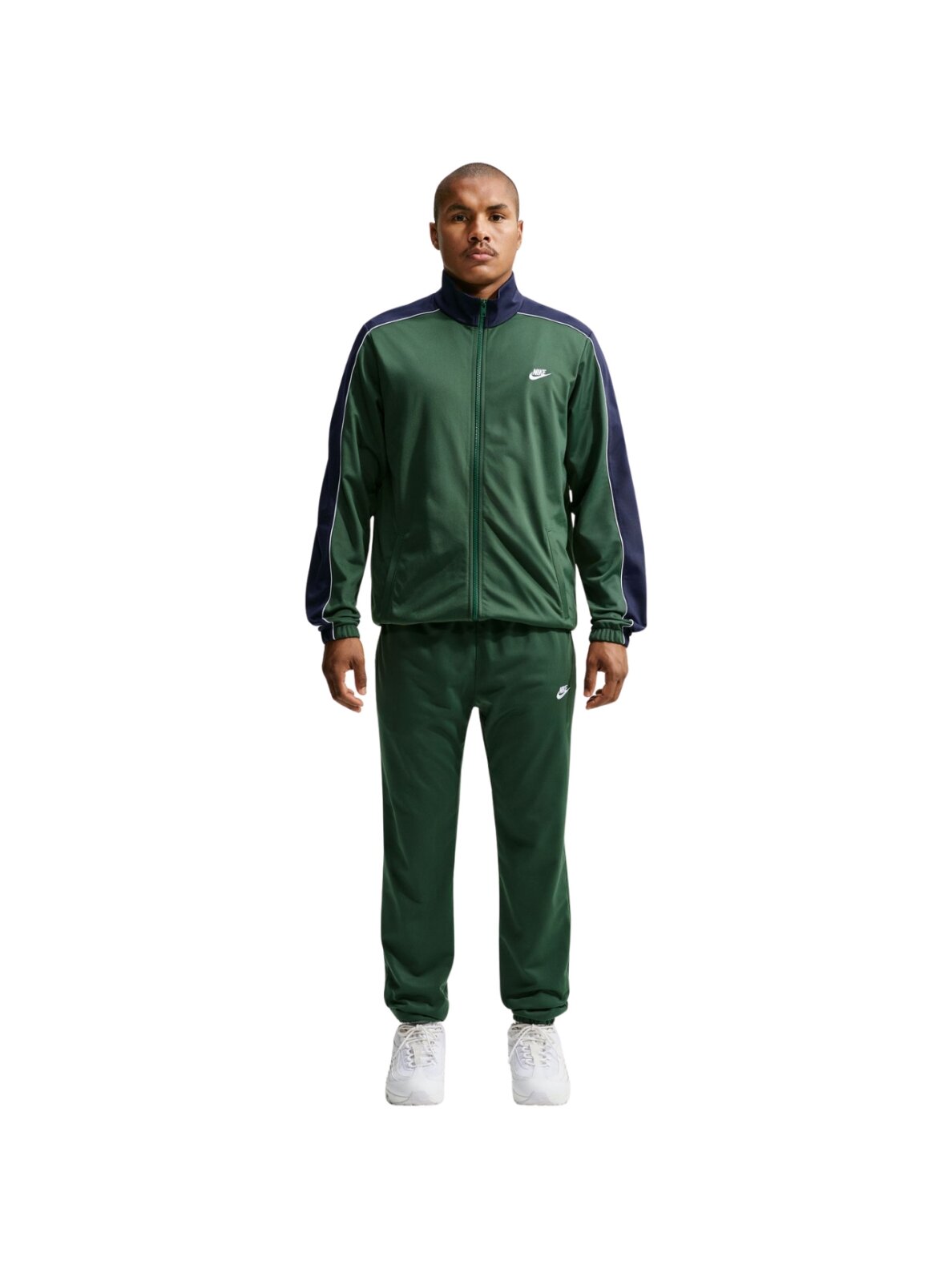 Nike Sportswear Club vyriškas sportinis kostiumas žalias HV1444 324 Nike Sportswear Club vyriškas sportinis kostiumas žalias HV1444 324