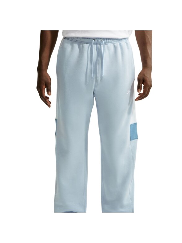 Vyriškas sportinis kostiumas Nike Sportswear Club mėlynas HV1165 407 5 Vyriškas sportinis kostiumas Nike Sportswear Club mėlynas HV1165 407 5