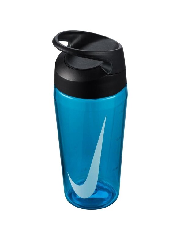 Nike Hypercharge Twist Bottle“ 473 ml skaidriai mėlynos-baltos spalvos Nike Hypercharge Twist Bottle“ 473 ml skaidriai mėlynos-baltos spalvos
