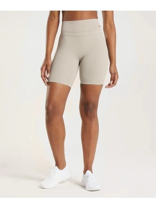 Gymshark šortai moterims smėlio Gymshark šortai moterims smėlio