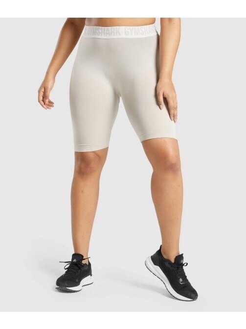 Gymshark šortai moterims smėlio Gymshark šortai moterims smėlio