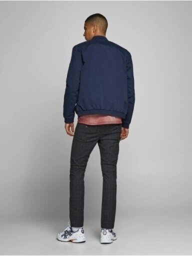 JACK & JONES STRIUKĖ VYRAMS 12165203 TAMSIAI MĖLYNA