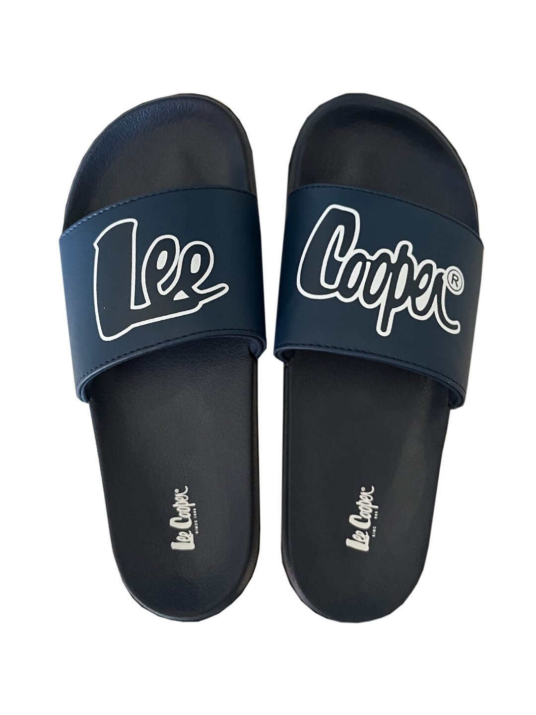 Lee Cooper vyriškos šlepetės, tamsiai mėlynos ir baltos LCW-24-42-2481MC 1 Lee Cooper vyriškos šlepetės, tamsiai mėlynos ir baltos LCW-24-42-2481MC 1